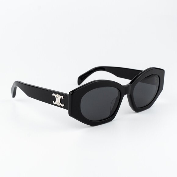 Celine TRIOMPHE Women Sunglasses Black Smoke Cat Eye CL40238U 01A NEW AUTHENTIC - Picture 3 of 15